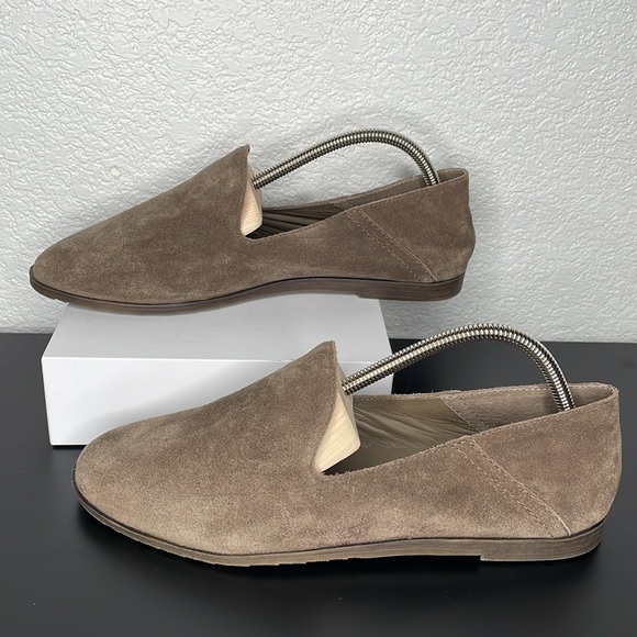 Franco Sarto Freeze Brown Suede Flat Size 7.5 W - Picture 2 of 7